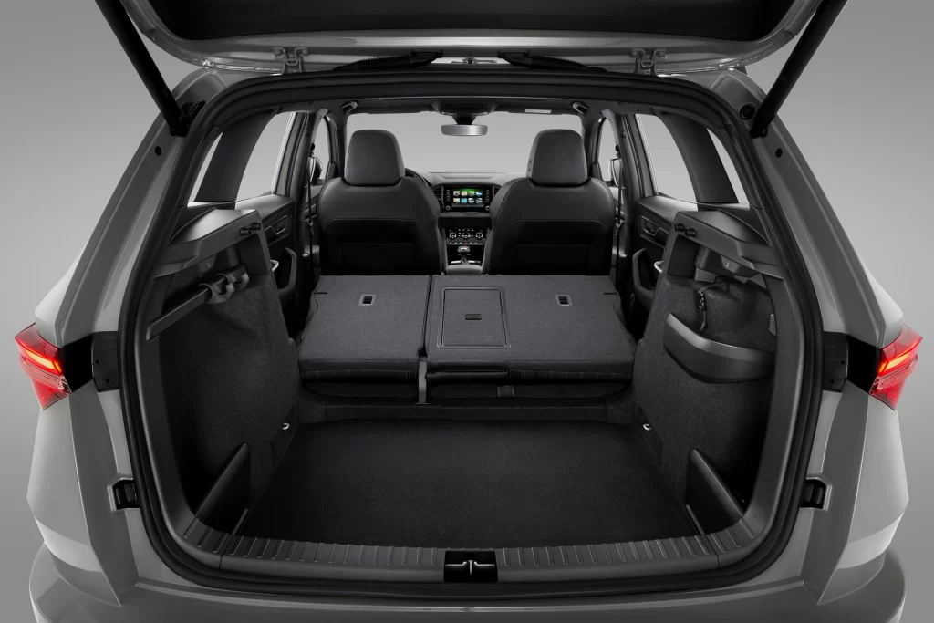 Cốp điện có chức năng mở cốp rảnh tay