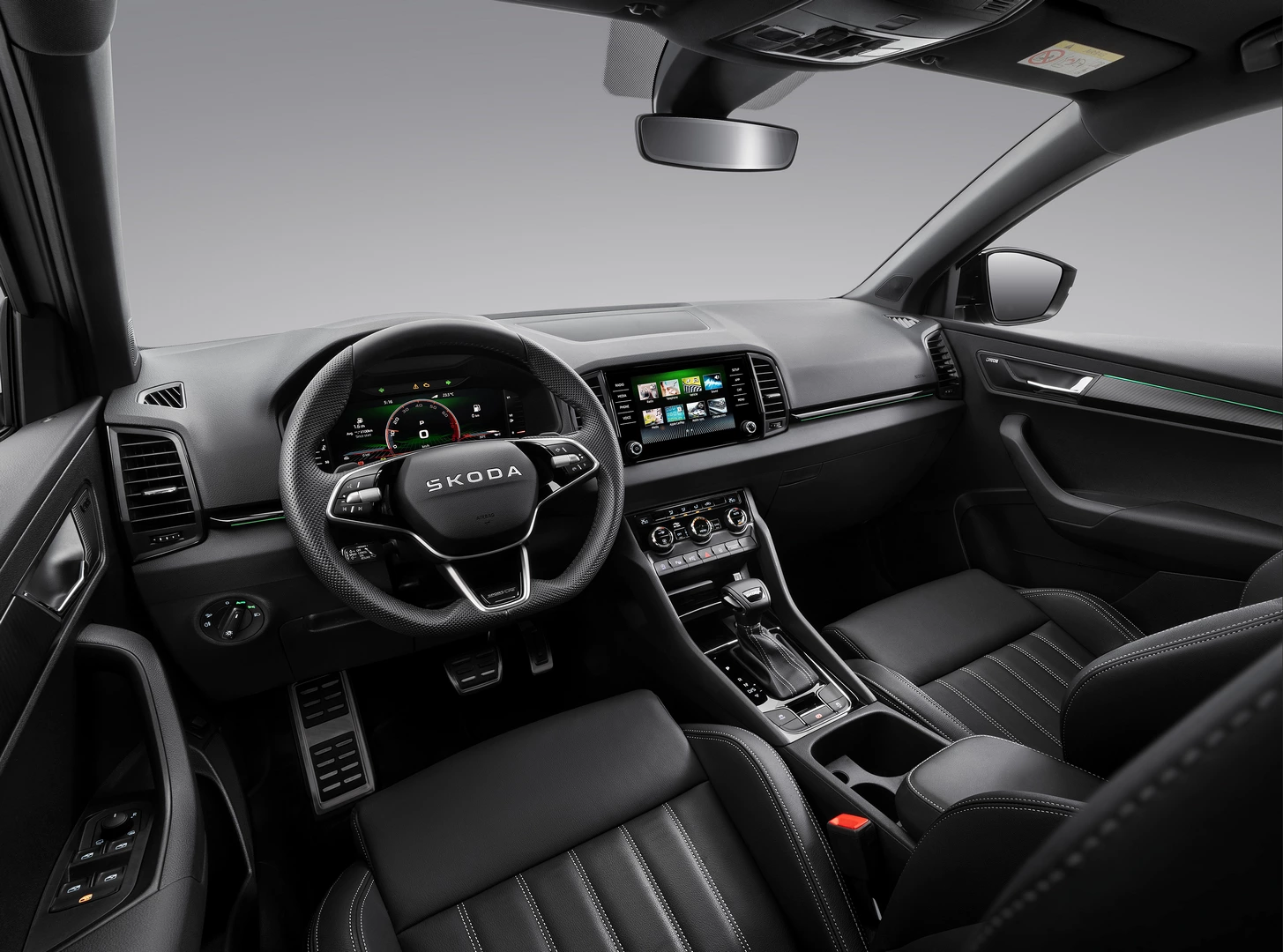 Màn hình Virtual Cockpit & Màn hình thông tin giải trí 8 inch tích hợp Apple Car Play và Androi Auto