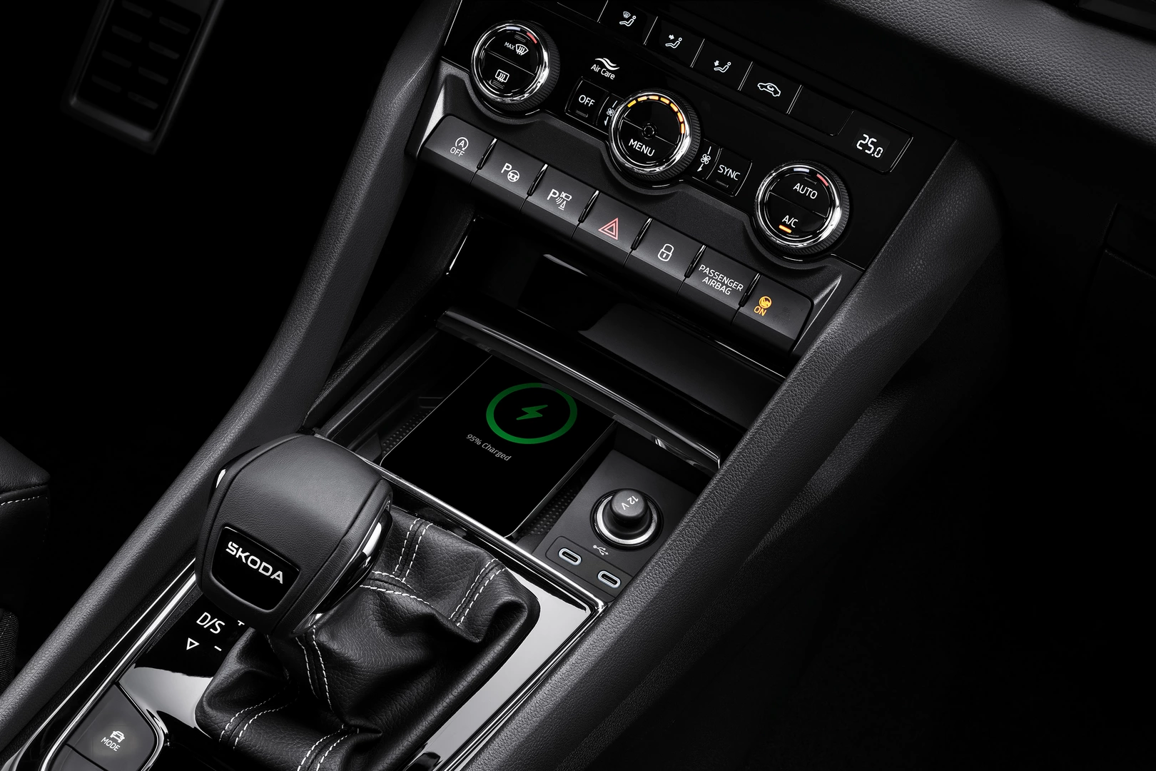 Hệ thống điều hòa lọc không khí Air care Climatronic tự động 2 vùng độc lập