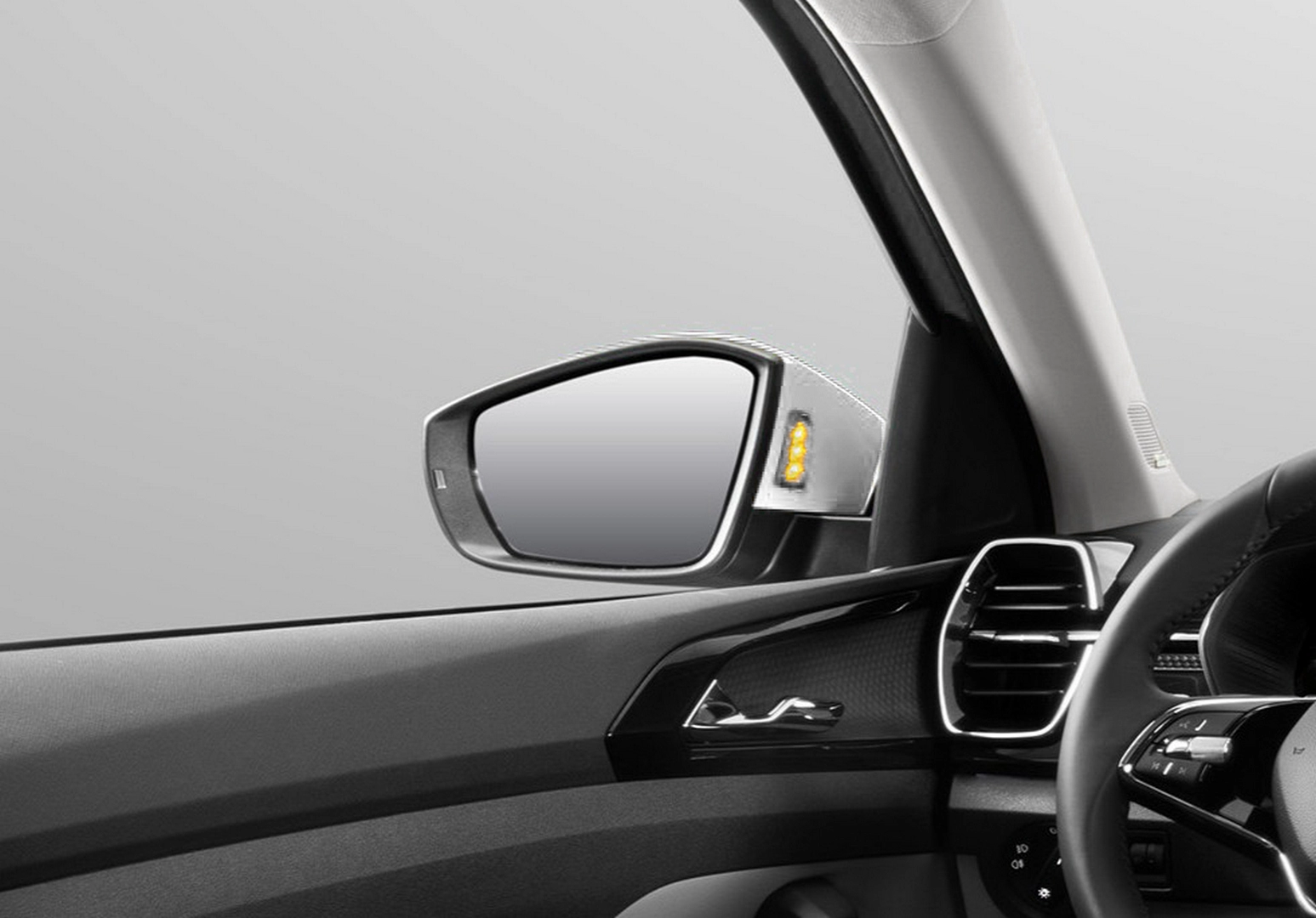 Cảnh báo điểm mù và cảnh báo phương tiện cắt ngang phía sau