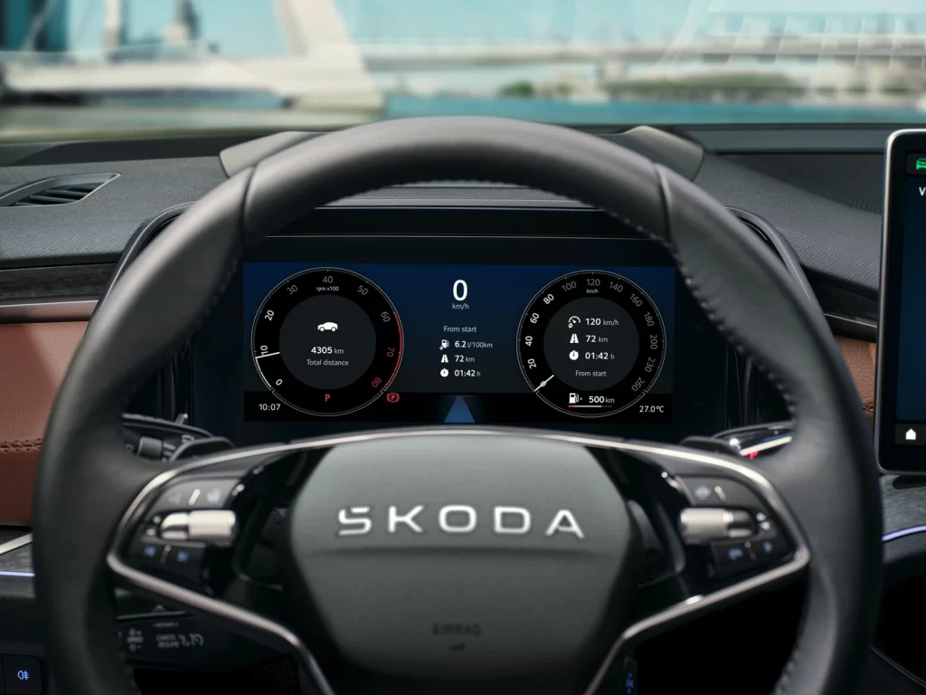 Hàng ghế trước chỉnh điện và thông gió